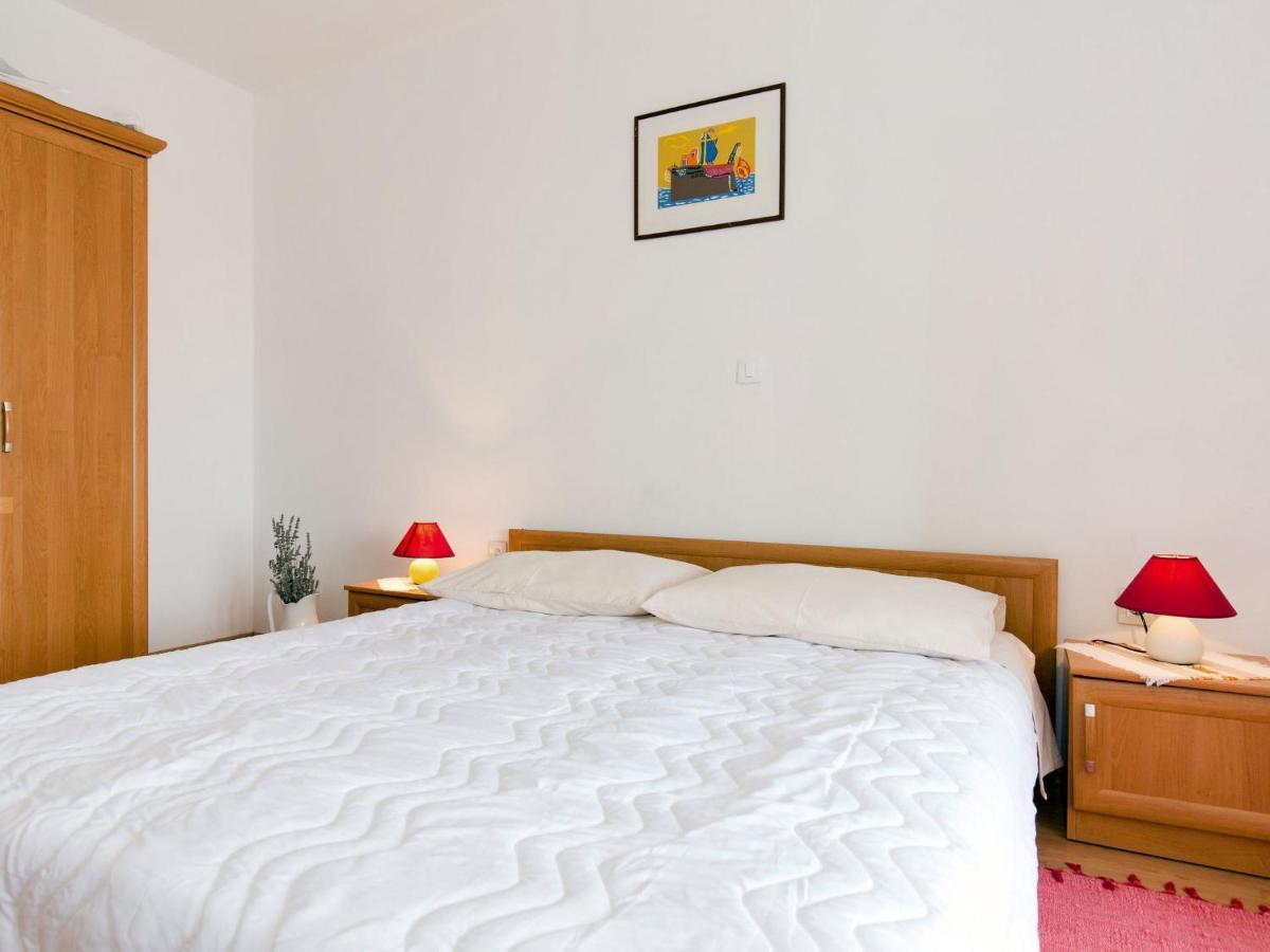 Apartment Teodora - Lov100 By Interhome 로브란 외부 사진